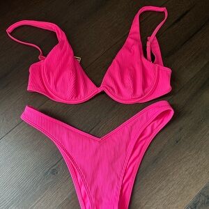 Hollister Ribbed Pink Bikini Size Small